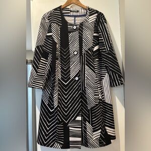 Betty Barclay black and white patterned blazer jacket size 14 NWT!